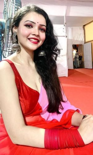 Hardoi escort girl for real meets and video calls.