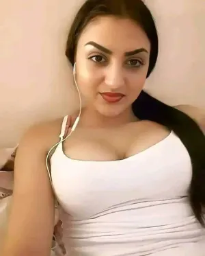 PROVIDED BISEXUAL SERVICE IN WHOLE NOIDA