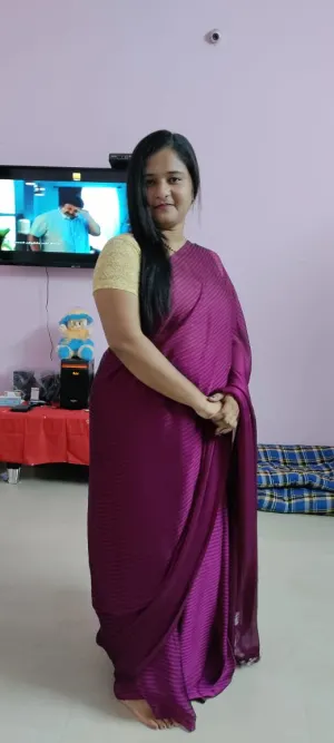 Sexy hot aunty for group sex with your group call now for book