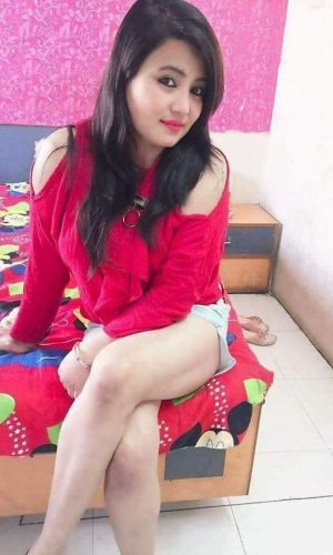 Very sexy massage escort babe waiting for you now.