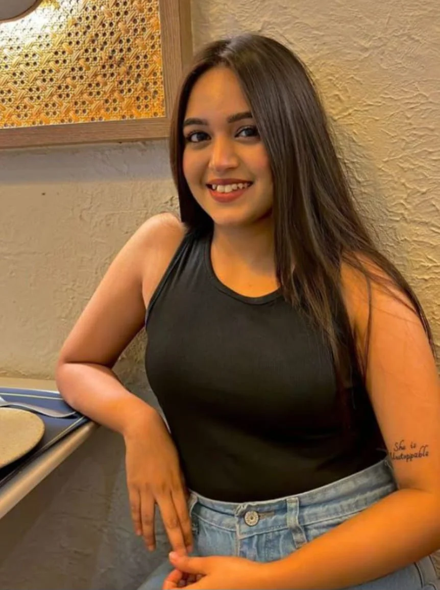 Top class escort girl in Haldwani