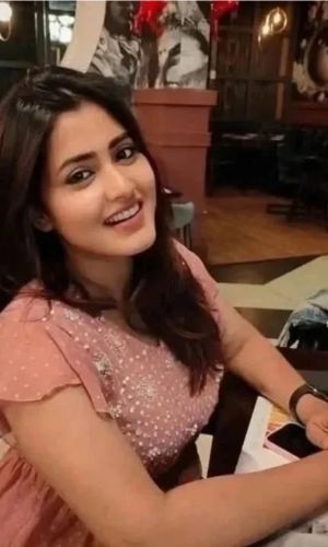 High profile escort girl in Kochi, Call now