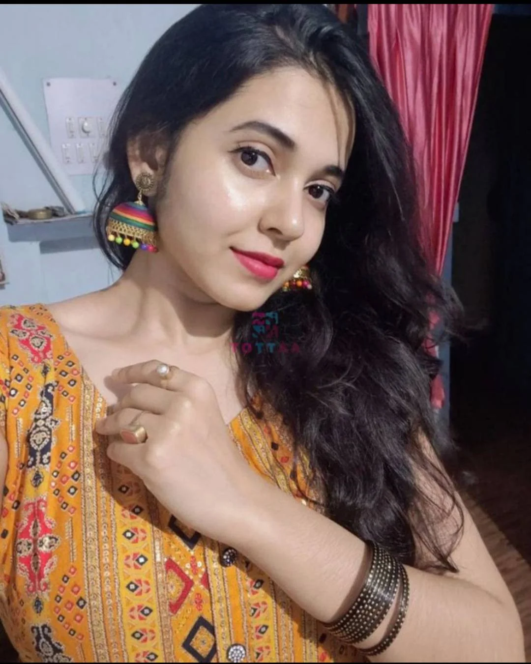 Priya Agra Call Girl Offers 100% Customer Satisfaction Service With Safe