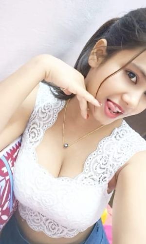 Erotic massage escort girl with cash payment in Cyber City